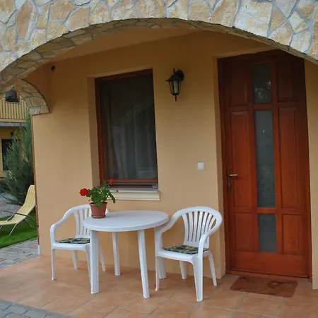 Apartment Mediterran Apartmanhaz *